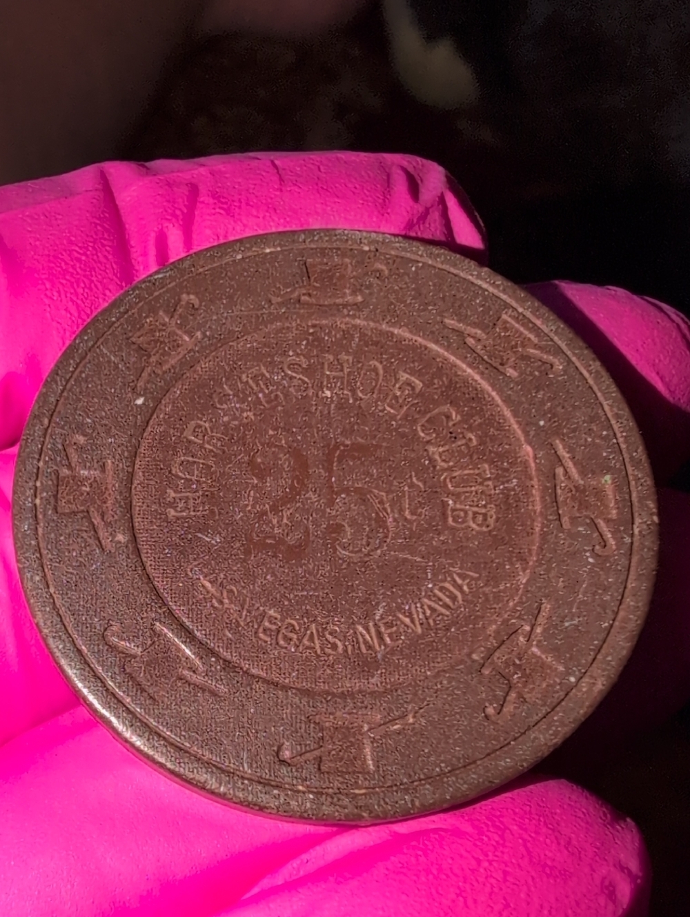 Harrah's Horseshoe Club $.25c Casino Chip - Brown